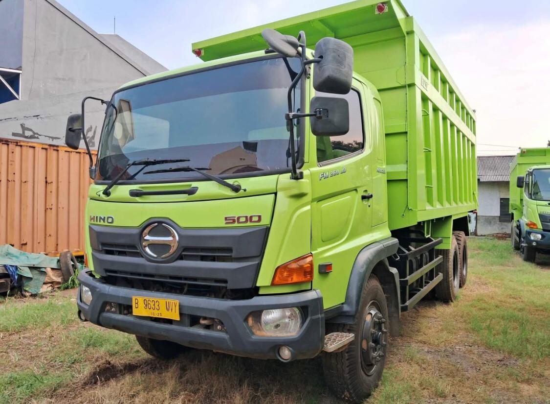 Dump Truck Fuso