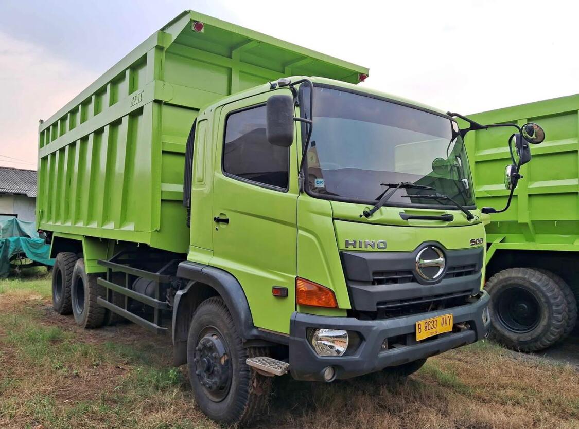 Dump Truck Fuso