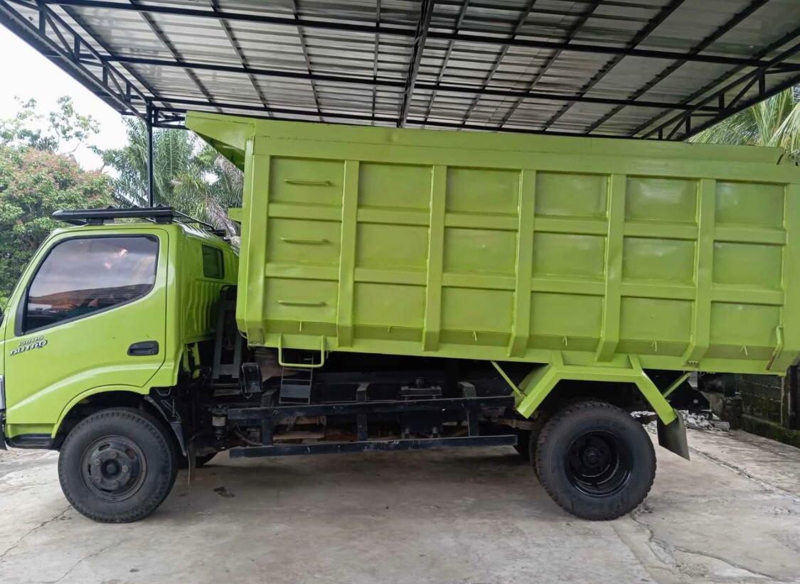 Dump Truck 