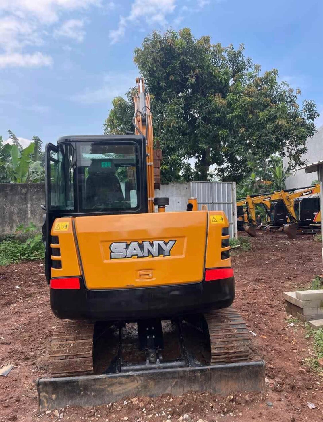 Excavator 